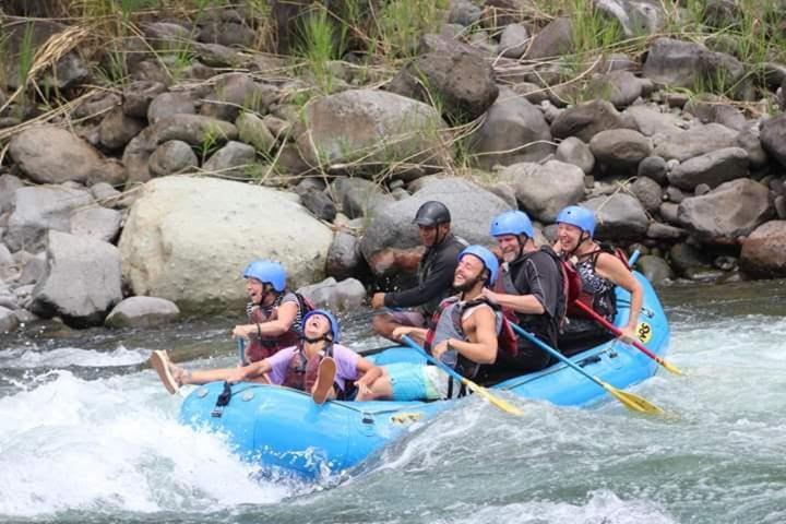 Hostal Y Cabinas Anita-And Rafting Tour! Siqurres Da Alegria Exterior photo