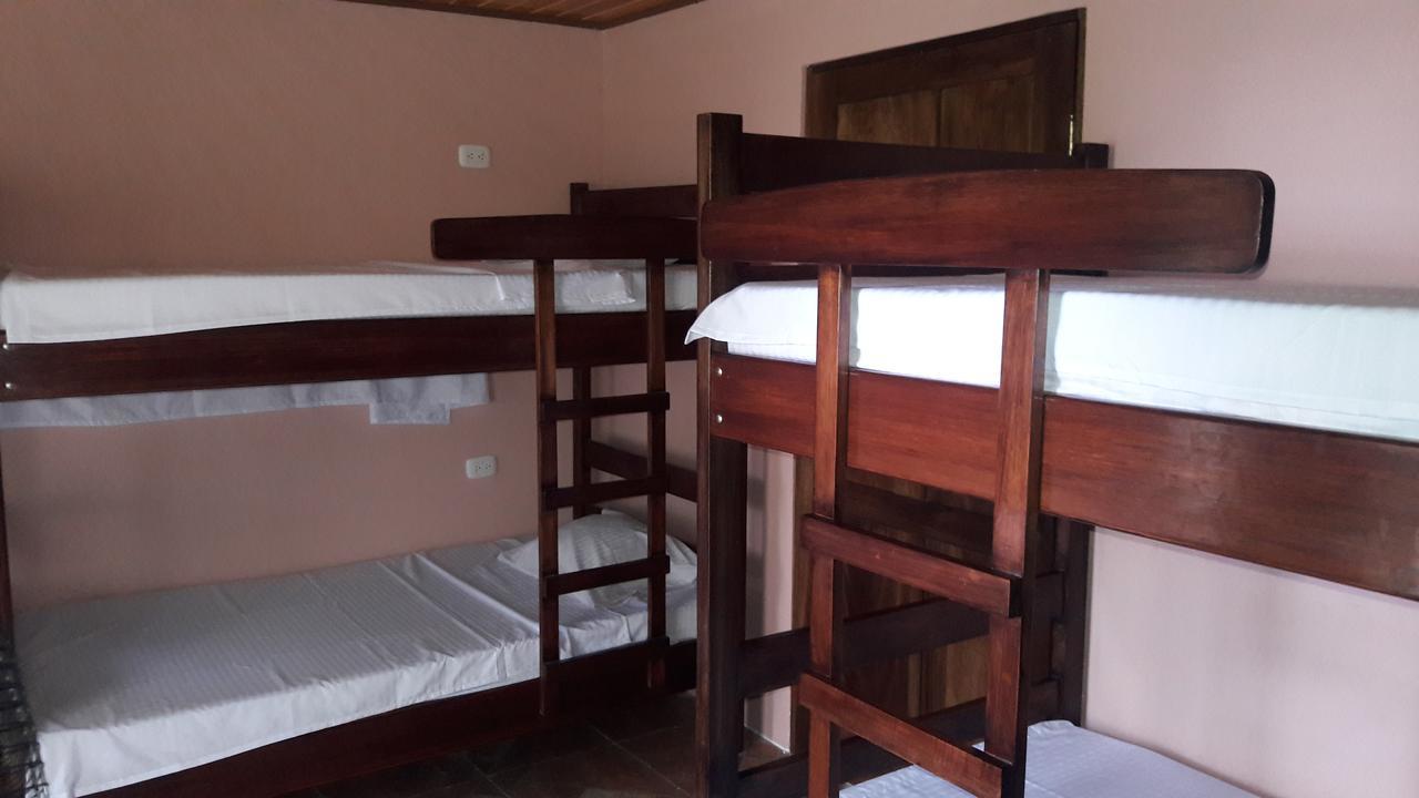 Hostal Y Cabinas Anita-And Rafting Tour! Siqurres Da Alegria Exterior photo